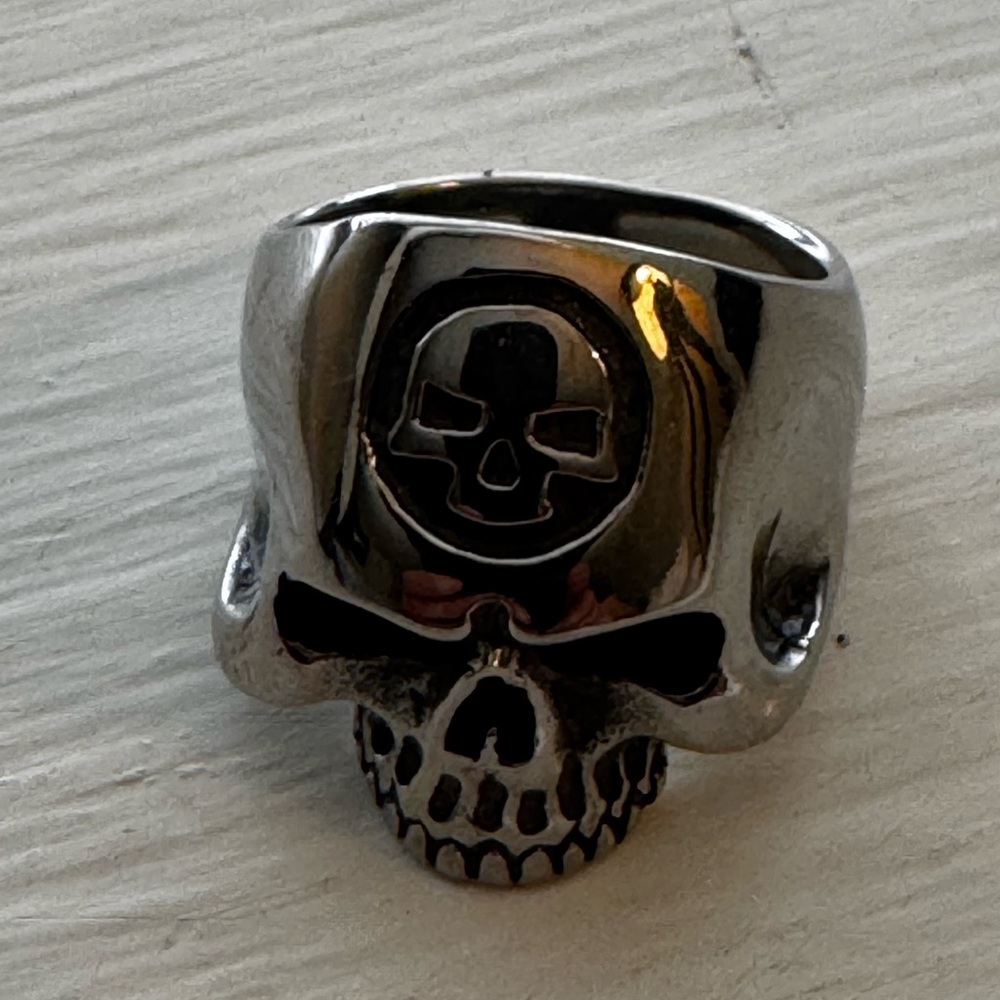 Silver Skull Ring